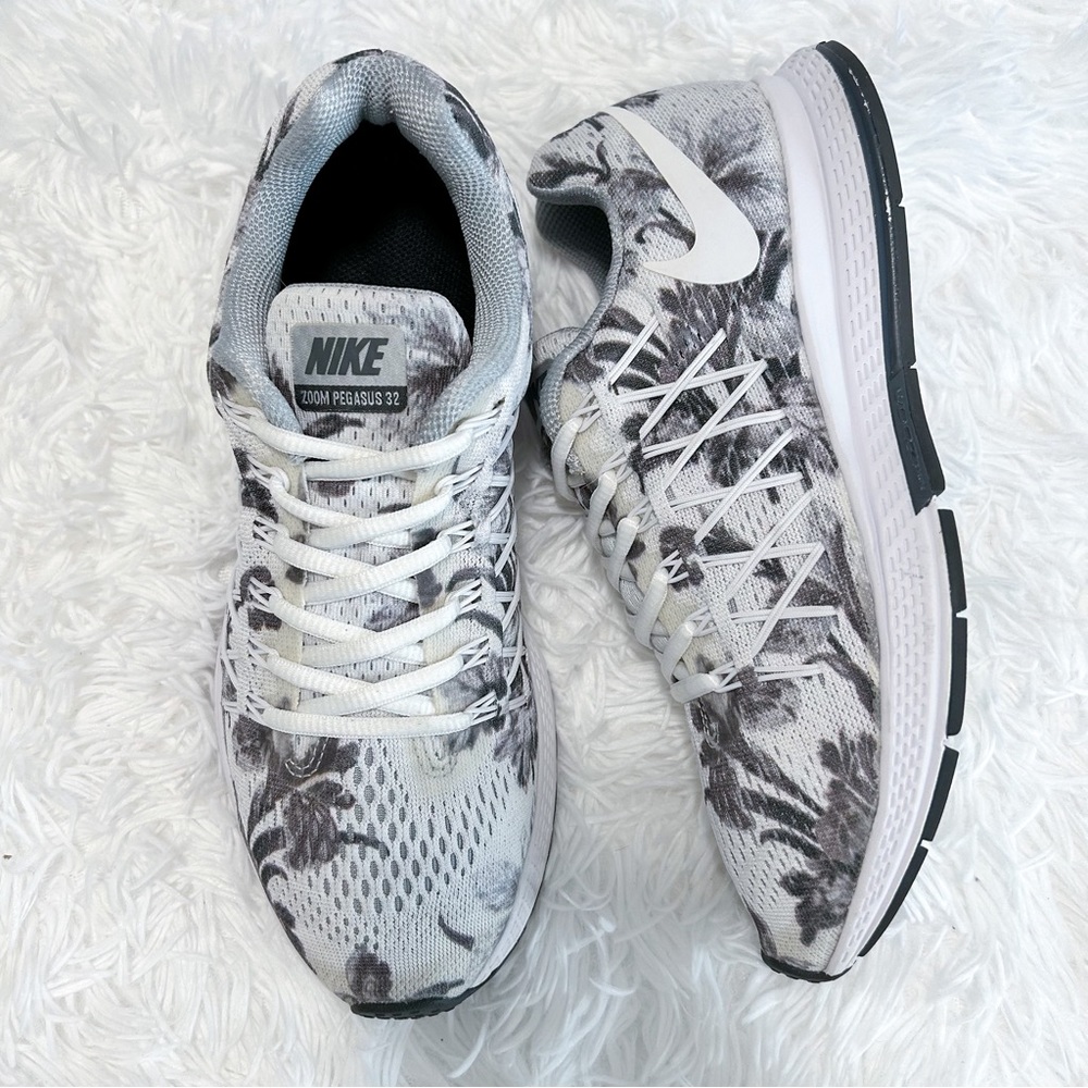 NIKE Zoom Pegasus 32 Custom NIKEiD